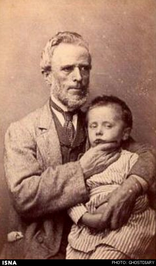 آخرین عکس پدر و پسر