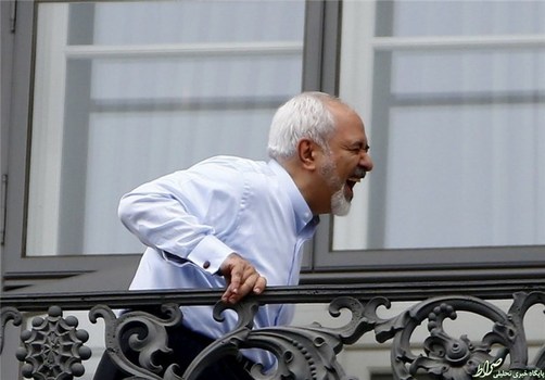  خنده‌های ظریف،‌ وزیر امور خارجه ایران،‌ نیز پایان‌ناپذیر هستند.