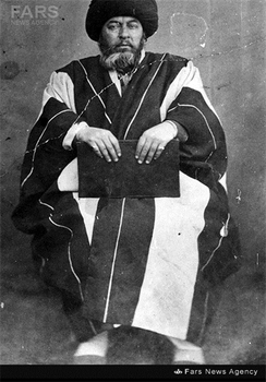 7- آیتالله سید محمدرضا طباطبایی در دوران میانسالی