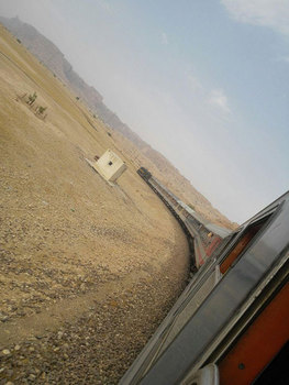 نمایی از قطار اهواز به بيشه.  عکس از امير امام