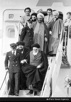 2.آغازین لحظات ورود امام خمینی به خاک ایران 12 بهمن1357.