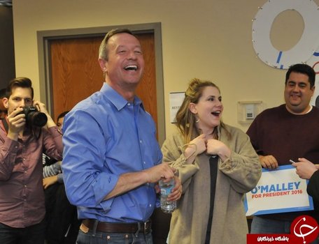 لبخند بزنید.