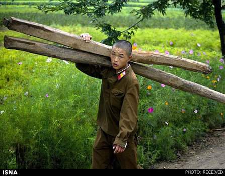 از عکاس خواسته شده بود که از سربازان به خصوص در زمان استراحت آنها عکاسی نکند