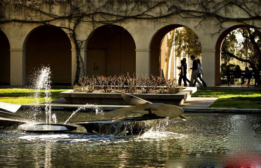 ۱۰. مؤسسه فناوری کالیفرنیا در شهر پاسادینا در ایالت کالیفرنیا