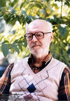 احسان طبری از تئوری پردازان حزب توده ایران پس از آزادی از زندان