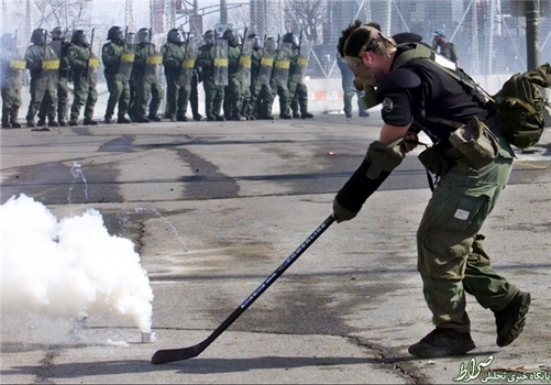 تبدیل چوب هاکی به ابزار مقابله با پلیس ضدشورش در کبک کانادا