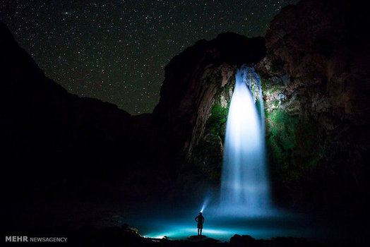 عکاسی شبانه از یک آبشار در ایالت آریزونا آمریکا (National Geographic)