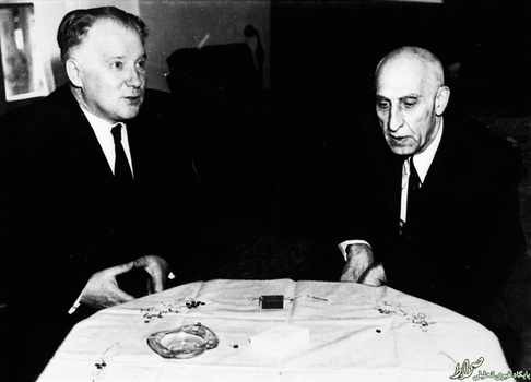 ملاقات سفیر وقت روسیه و مصدق  11مرداد 1332