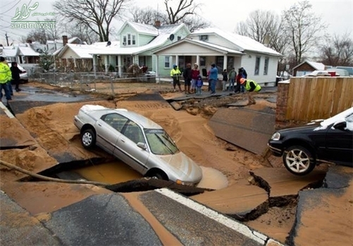  فرو رفتن زمین در اداره مرکزی بیمه واشنگتن در آمریکا که باعث قطع برق و آب در منطقه شد