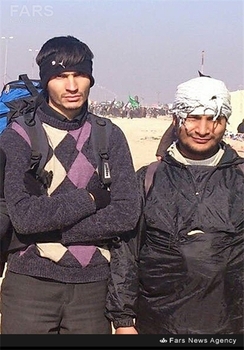  شهید مدافع حرم علی اکبر شهریاری(سمت چپ تصویر)