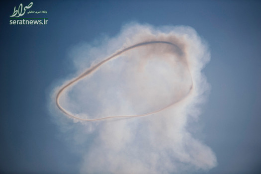 حلقه قارچی شکل ایجاد شده پس از انفجار یک خودروی بمب گذاری شده - موصل، عراق