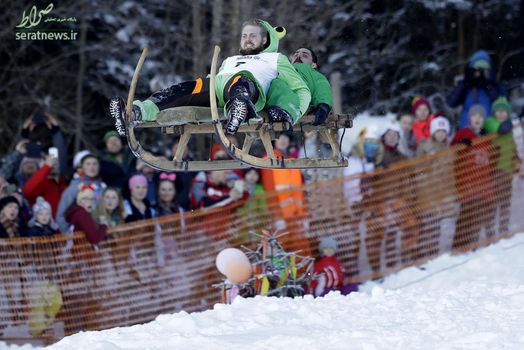 مسابقه سنتی و سالانه راندن کالسکه چوبی - گایساخ، آلمان