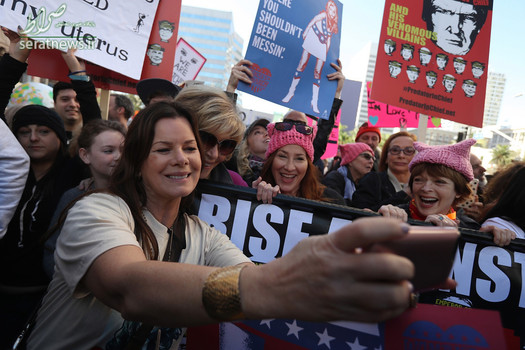 سلفی گرفتن مارسیا گی هاردن بازیگر سینما، تلویزیون و تئاتر آمریکایی با جین فوندا