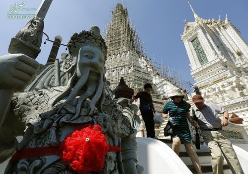 مجسمه یک رهبر قدیمی چینی در وات آرون، معبد سپیده دم بانکوک