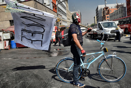 اعتراض یک شهروند مکزیکی به افزایش قیمت سوخت و درخواست برای استعفای رییس جمهور این کشور