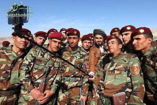 عکس سلفی گروهی از نیروهای پیشمرگه در یک اردوگاه آموزشی در استان دهوک عراق