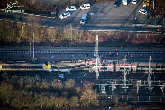 نمای هوایی از لاشه یک قطار مسافربری و یک قطار باری پس از برخورد با یکدیگر در لوکزامبورگ