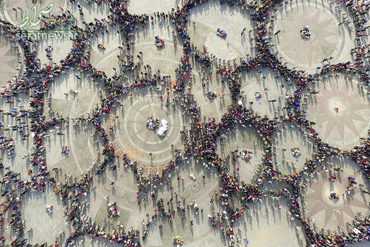  رقص  مردم قوم مایو در طول یک جشنواره محلی در کایلی، استان گوئیژو، چین