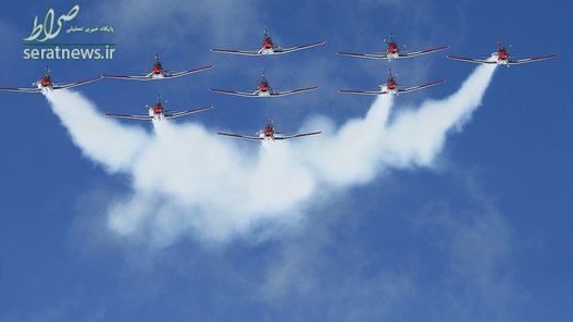 هنرنمایی هوایی تیم آکروباتیک سوئیس