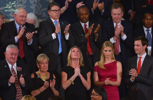 همسر ویلیام رایان اونز، سرباز آمریکایی که طی عملیاتی در یمن کشته شد در کنار ایوانیکا ترامپ دختر رییس جمهور آمریکا