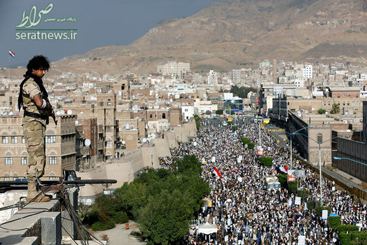 نمایی از تظاهرات هزاران نفر از مردم یمن در صنعا 