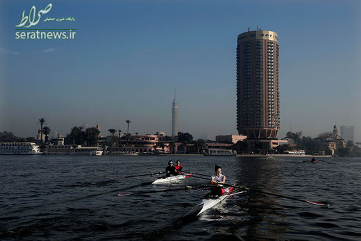 تمرین تیم ملی قایقرانی زنان مصر در رودخانه نیل