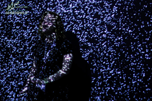 حضور یک زن در اتاق بی نهایت در جریان جشنواره فیلم تعاملی در تگزاس آمریکا