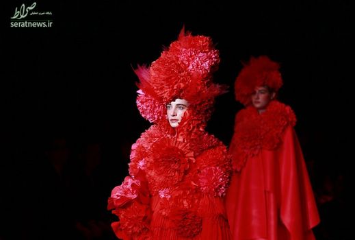 دو مدل سرخ پوش در هفته مد توکیو