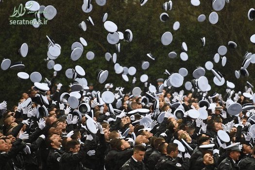 جشن فارغ التحصیلی نیروهای پلیس ملی در فرانسه