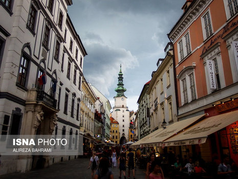 برج تلویزیونی عجیب در مجاورت دانوب