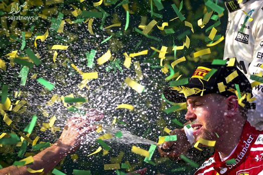 جشن قهرمانی سباستین فتل پس از مدتها ناکامی در رقابت های فرمول یک