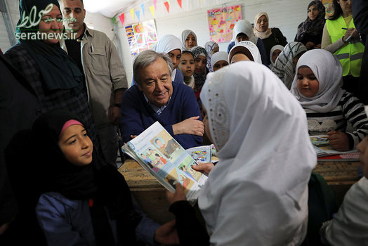 آنتونیو گوترز دبیرکل سازمان ملل متحد در کلاس درس آوارگان سوری در اردگاه آل زعتری