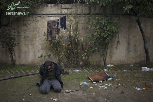 یک مظنون گروه تروریستی داعش بازداشت شده توسط نیروهای امنیتی عراق در سمت غربی موصل