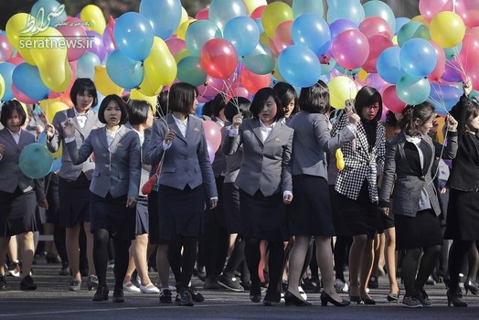 شرکت دانشجویان کره شمالی در مراسم افتتاح دهها دستگاه آپارتمان مسکونی در پیونگ یانگ