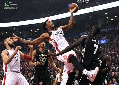 از دست دادن توپ زیر تور توسط دمار دروزان در رقابت های بسکتبال ان بی ای