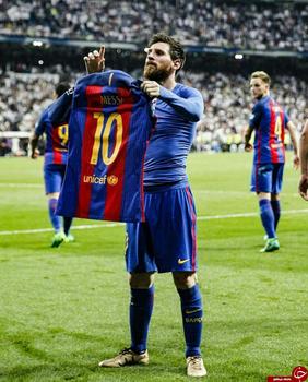  داداش از این لباس 1 سایز کوچیکترشو داری ؟