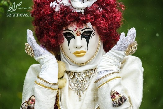 شکل و شمایل یک زن شرکت کننده در کارناوال ونیز