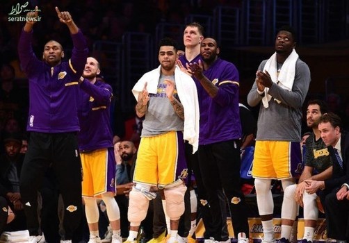 2- لس آنجلس لیکرز: 3 میلیارد دلار