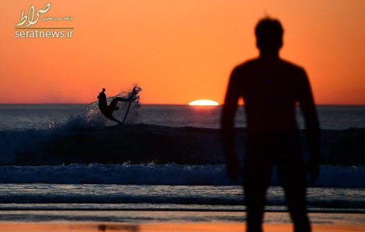 موج سواری در سواحل جنوب غربی فرانسه