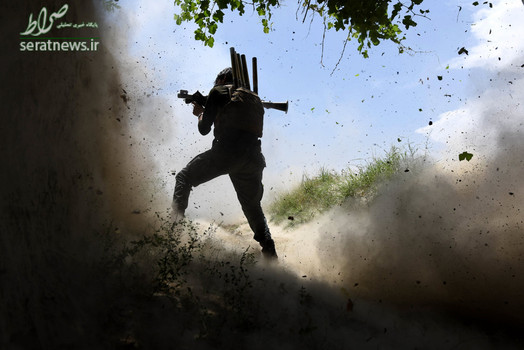 لحظه شلیک آر پی جی توسط یکی از نیروهای ارتش افغانستان در ولسوالی ننگرهار