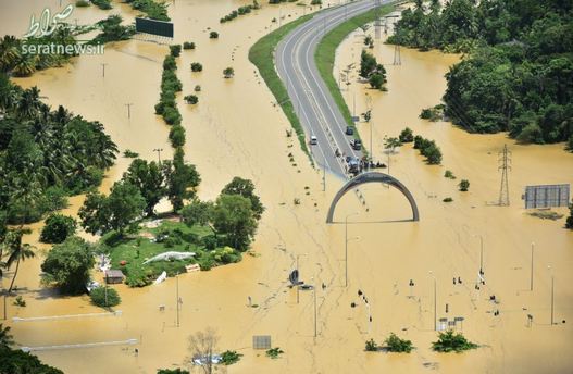 بسته شدن یک بزرگراه بر اثر جاری شدن سیل در منطقه ماتارای سریلانکا 