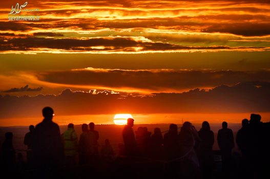 غروب زیبای آفتاب در منطقه دانستیبل انگلیس و انتظار مسلمانان برای لحظه افطار