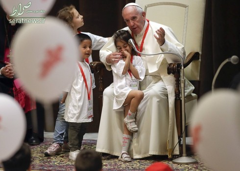 دیدار پاپ فرانسیس رهبر کاتولیک های جهان با کودکان زلزله زده در واتیکان