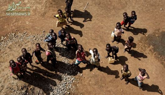 کودکان پناهجوی سودان جنوبی در اردوگاه بیدی بیدی در شمال اوگاندا