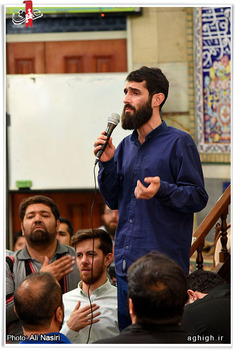 مداحی سید علی مومنی  در مراسم تشییع پیکر کربلایی عباس شاهی 