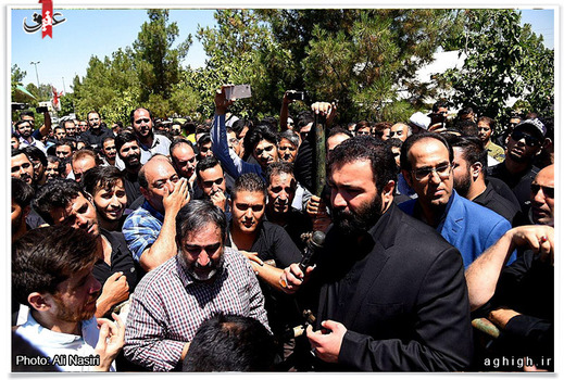 مداحی حاج مهدی اکبری در مراسم تشییع پیکر کربلایی عباس شاهی