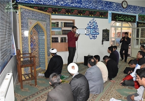  قرائت بیانیه توسط دانشجومعلمان پردیس شهید مفتح در پی اظهارات رئیس جمهور امریکا