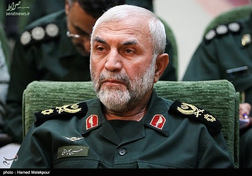 شهید سردار حسین همدانی از فرماندهان سابق لشکر انصارالحسین همدان و فرمانده سپاه محمد رسولالله تهران که در حال انجام ماموریت مستشاری در اطراف حلب به شهادت رسید
