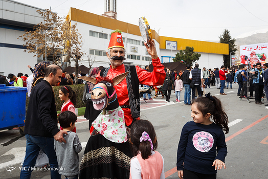 سومین نمایشگاه توانمندی‌های روستائیان و عشایر