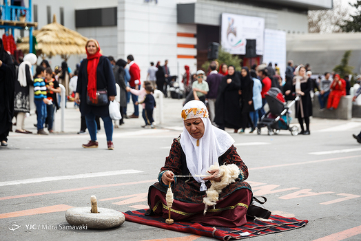 سومین نمایشگاه توانمندی‌های روستائیان و عشایر